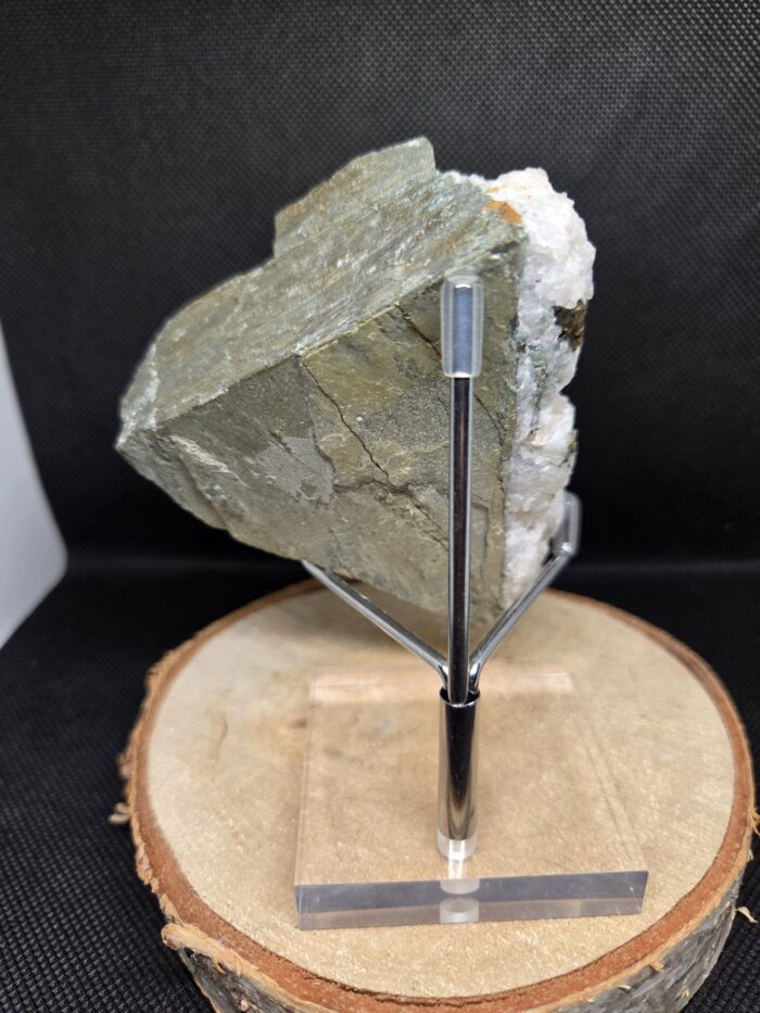 20250909_200017 Calciet, Goud Pyriet met Loodpyriet - 260 Gram