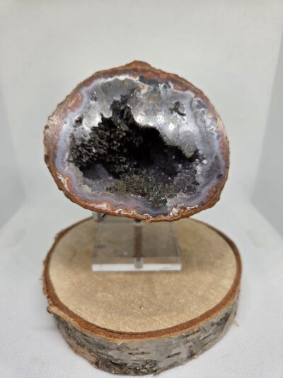 amethist_geode_spiritsoflife Amethist - Geode - 310 Gram