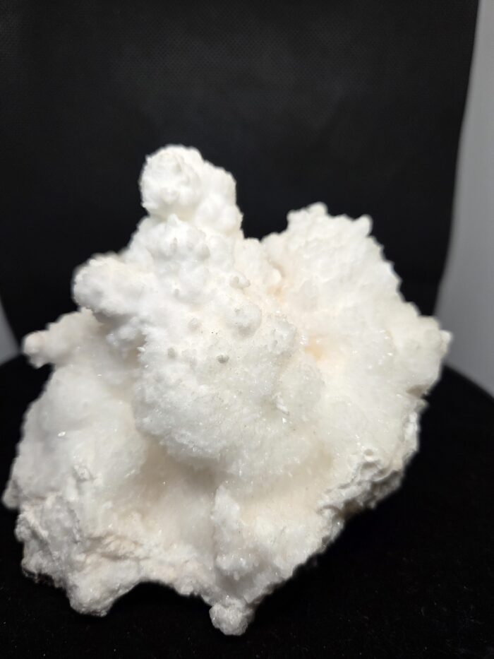 20251102_125127 Aragoniet- Ruw - 785 Gram