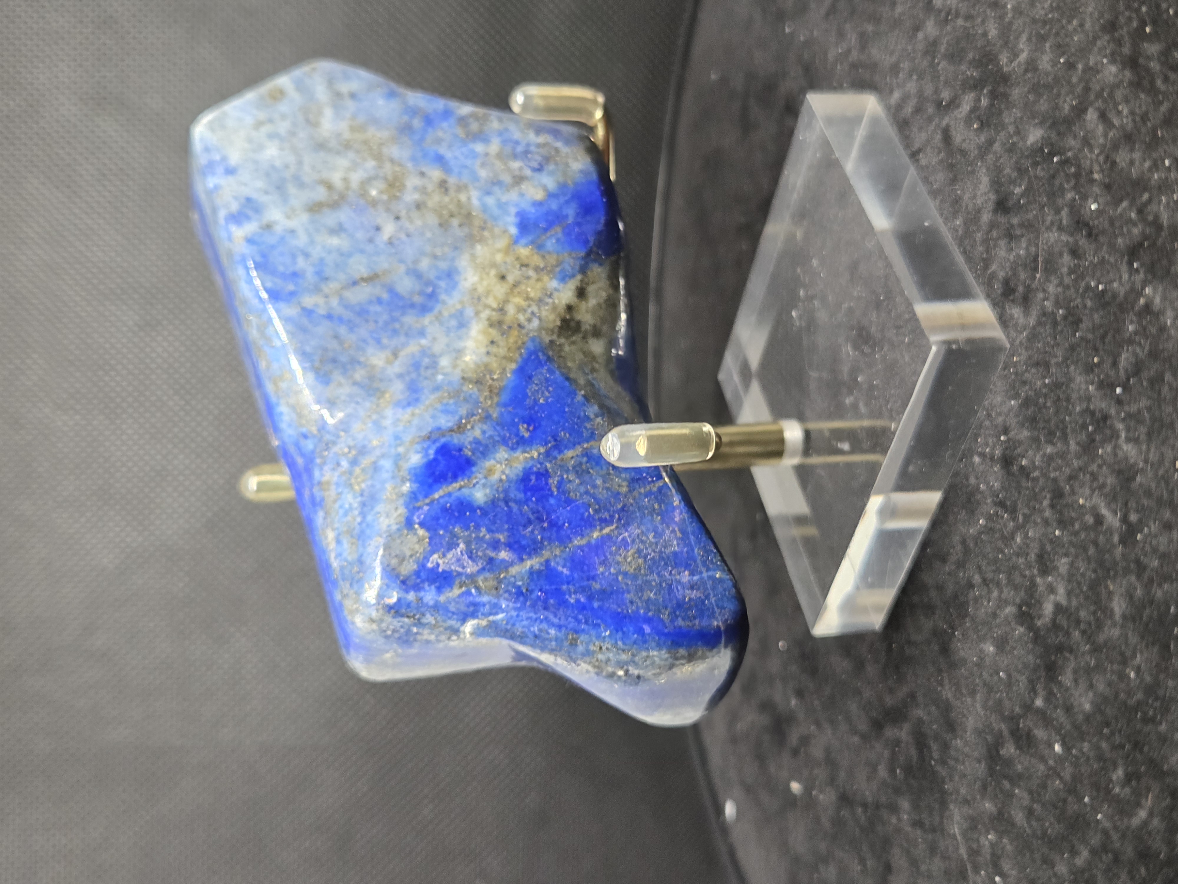 20251102_141241 Lapis Lazuli - Gepolijst Freeform - 240 Gram