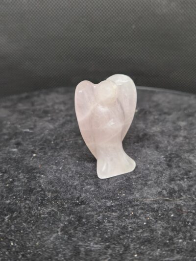 20251104_173248 Rozenkwarts - Engeltje - 20 Gram - 4,5 cm