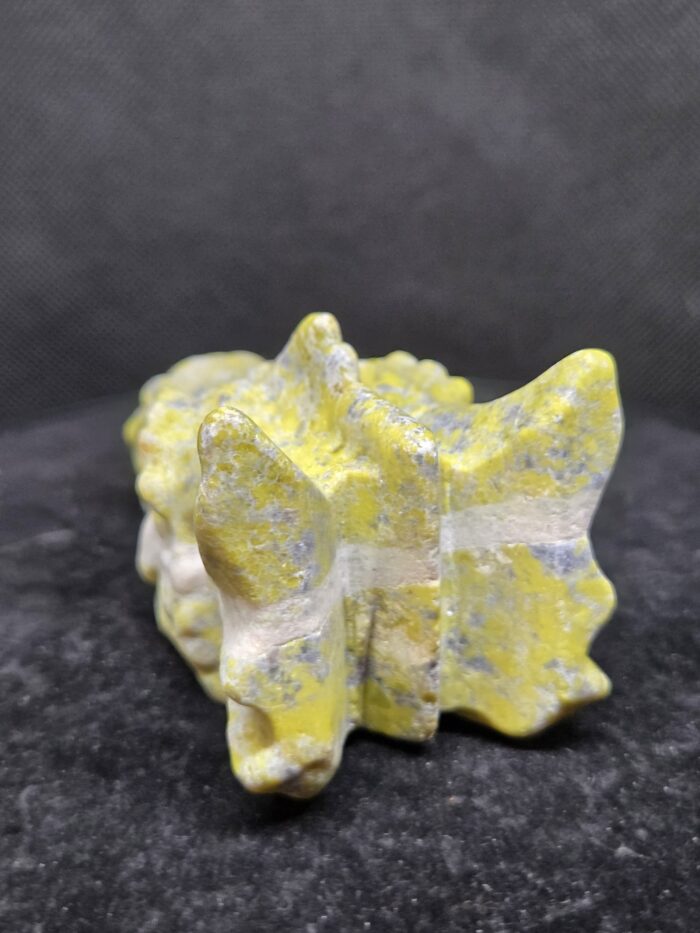 20251118_170911 Zwavel met Kwarts - Draak - 270 Gram