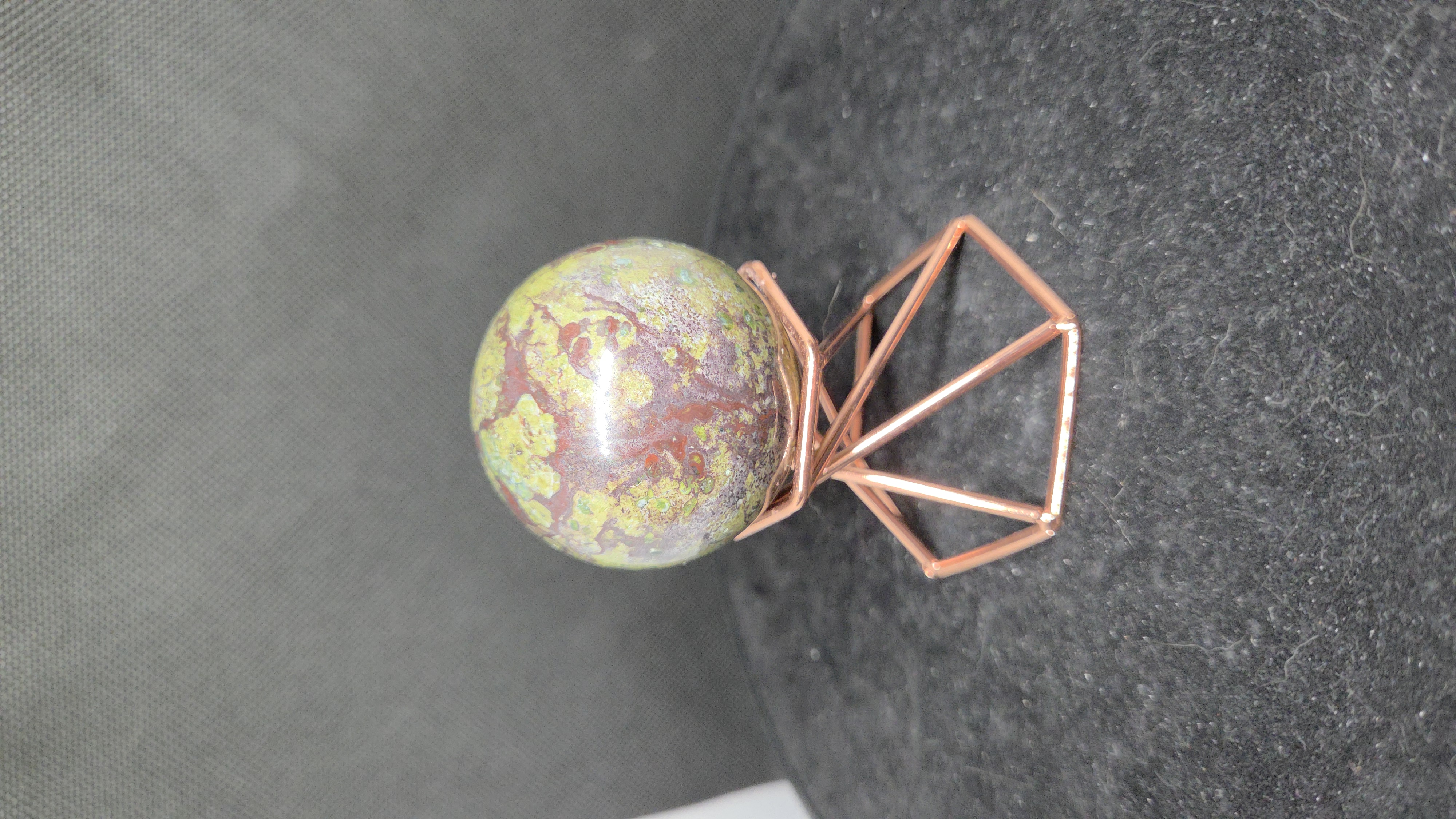 Drakenbloed - Bol - Diameter 5cm