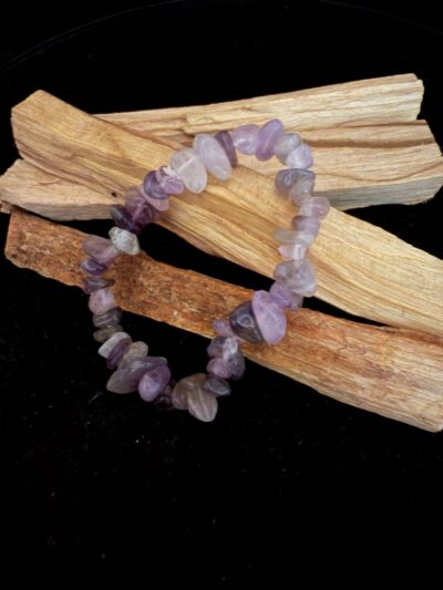 kinderarmbandje-amethistchips_spiritsoflife Kinderarmbandje - Amethist - chips 4 mm
